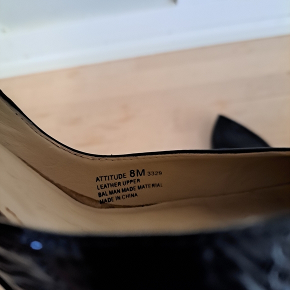 Chinese Laundry Black Patent Heels - Picture 9 of 9